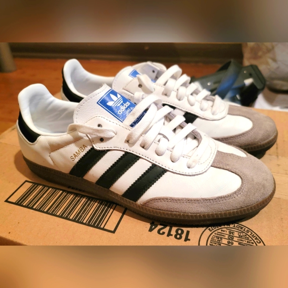 Adidas Samba White / Gum Size 7.5 Mens